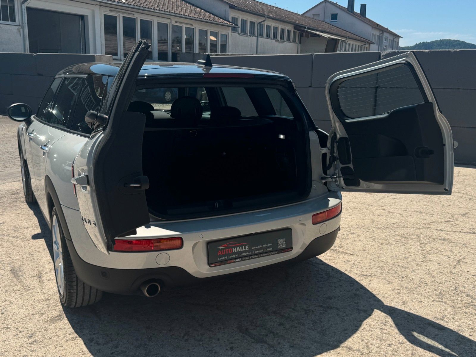 Fahrzeugabbildung MINI Cooper Clubman Classic Trim Klima SHZ PDC CAM