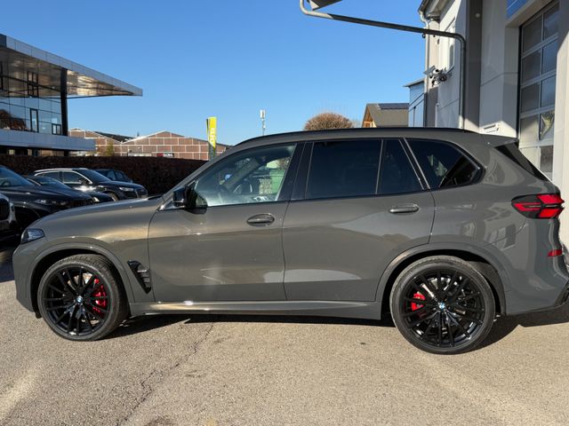 BMW X5 M60 i xDrive*B&W*IN STOCK*Pano*