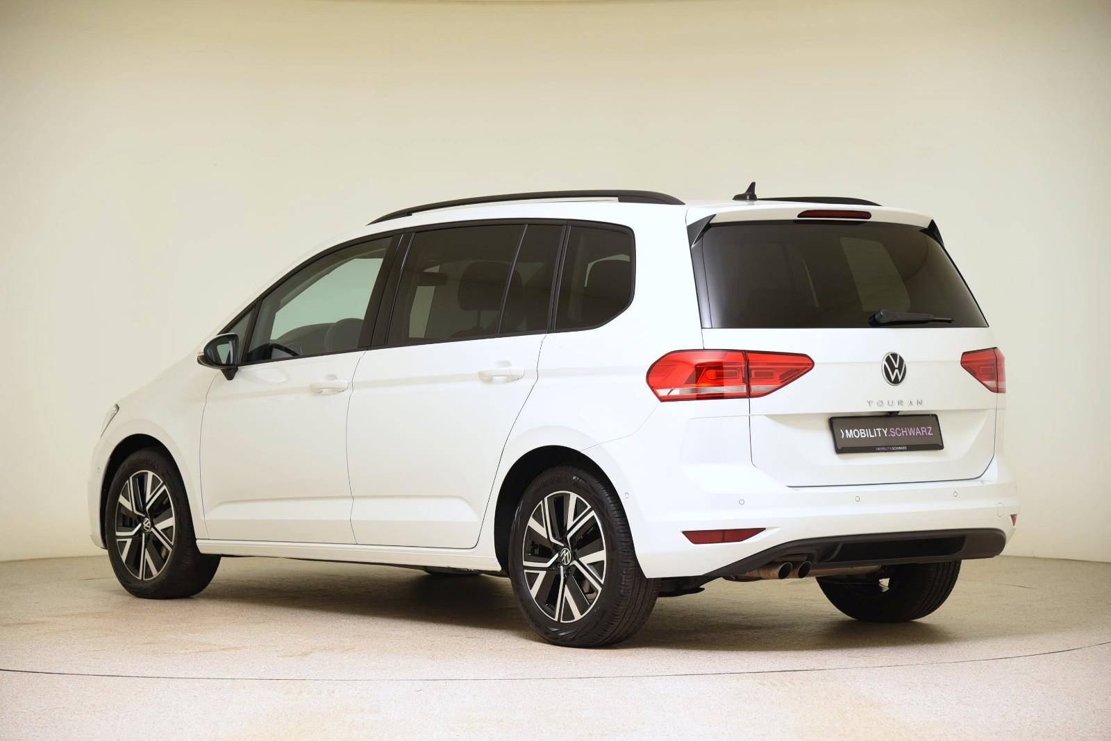 Volkswagen Touran 2.0 TDI SCR DSG Comfortline IQ.Light Pano