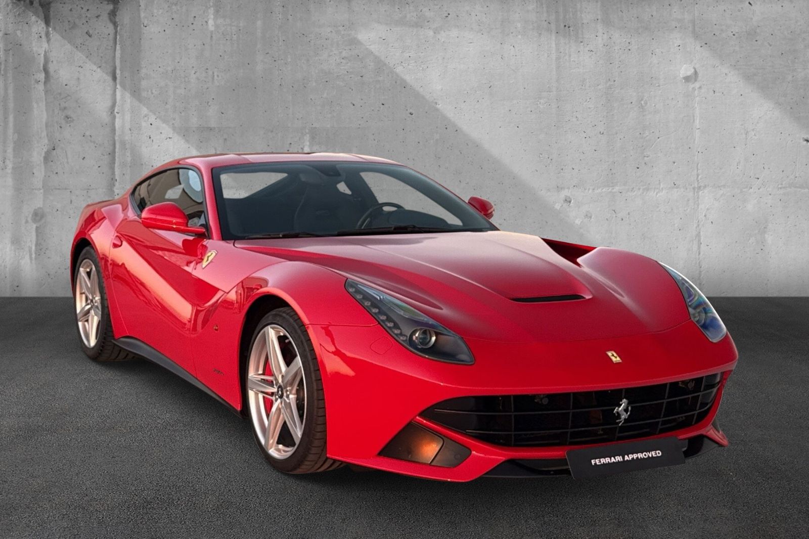 Fahrzeugabbildung Ferrari F12*Approved*Dt. Auto*LED Lenkrad*Daytona Sitz