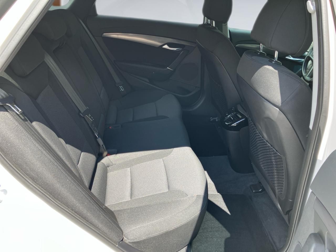 Fahrzeugabbildung Hyundai i40 TREND SHZ*LHZ*NAVI*USB*