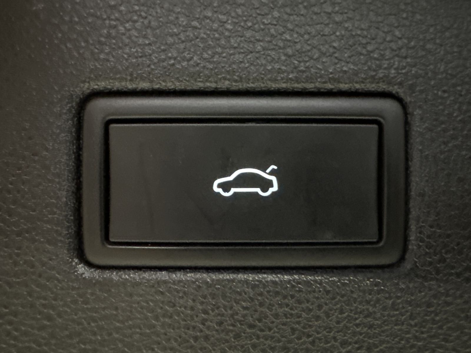 Fahrzeugabbildung SEAT Tarraco 2.0 TDI FR 7-Sitzer NAV+LED+PANO+VC+19ZO