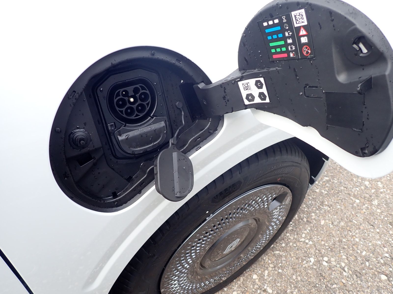 Fahrzeugabbildung Renault Twingo E-TECH elektr. Evolution 80hp Urban Range