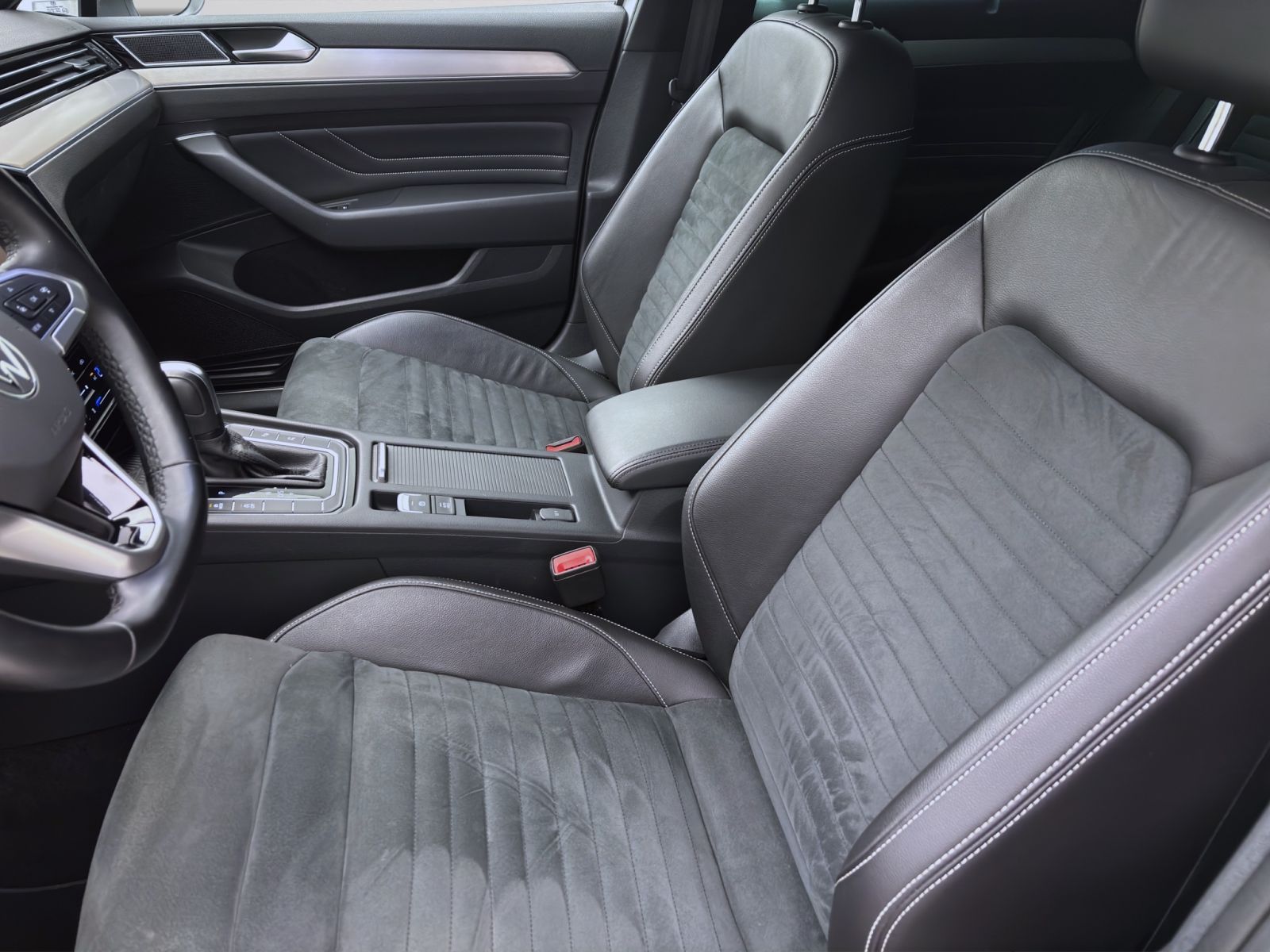 Volkswagen Passat Variant - Bild 9