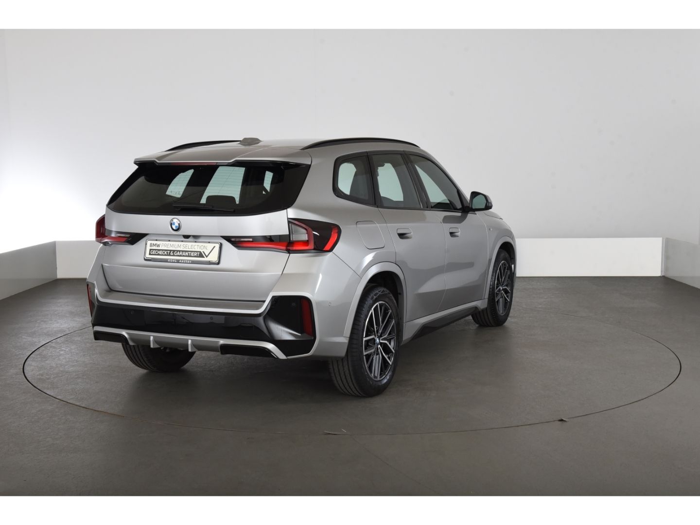 BMW X1 xDrive 23d M Sport Anhängerkupplung Head Up D foto 4