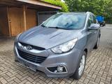 Hyundai ix35 2.0 CRDi 100 kW  4WD Leder Navigat. Panoram - Hyundai: Ix10