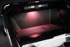 VW Golf 2.0 TDI DSG R-Line | Pano | HuD | FACELIFT VW Golf 2.0 TDI DSG R-Line | Pano | HuD | FACELIFT