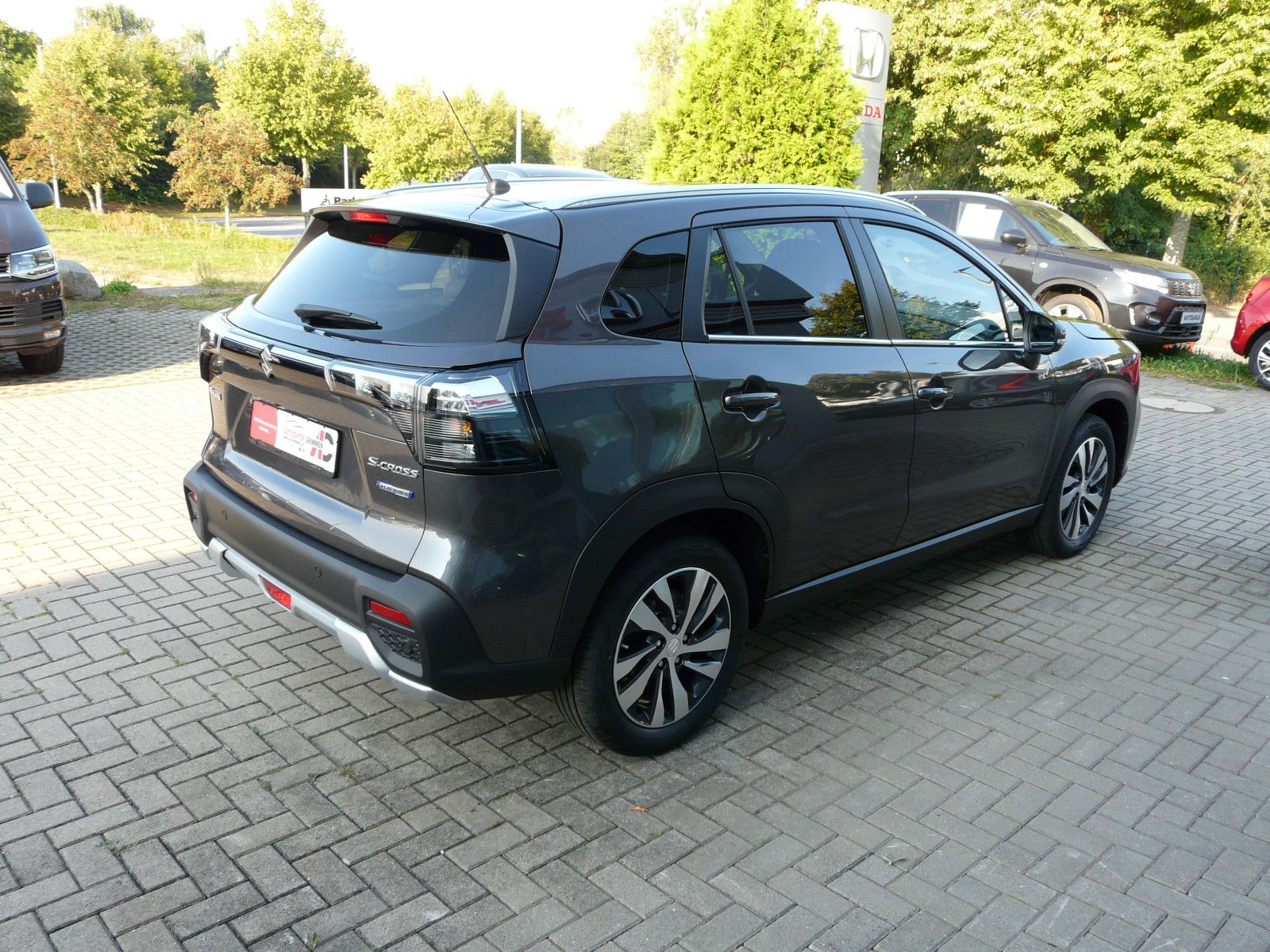 Fahrzeugabbildung Suzuki S-Cross 1.4 BOOSTERJET HYBRID ALLGRIP Comfort+