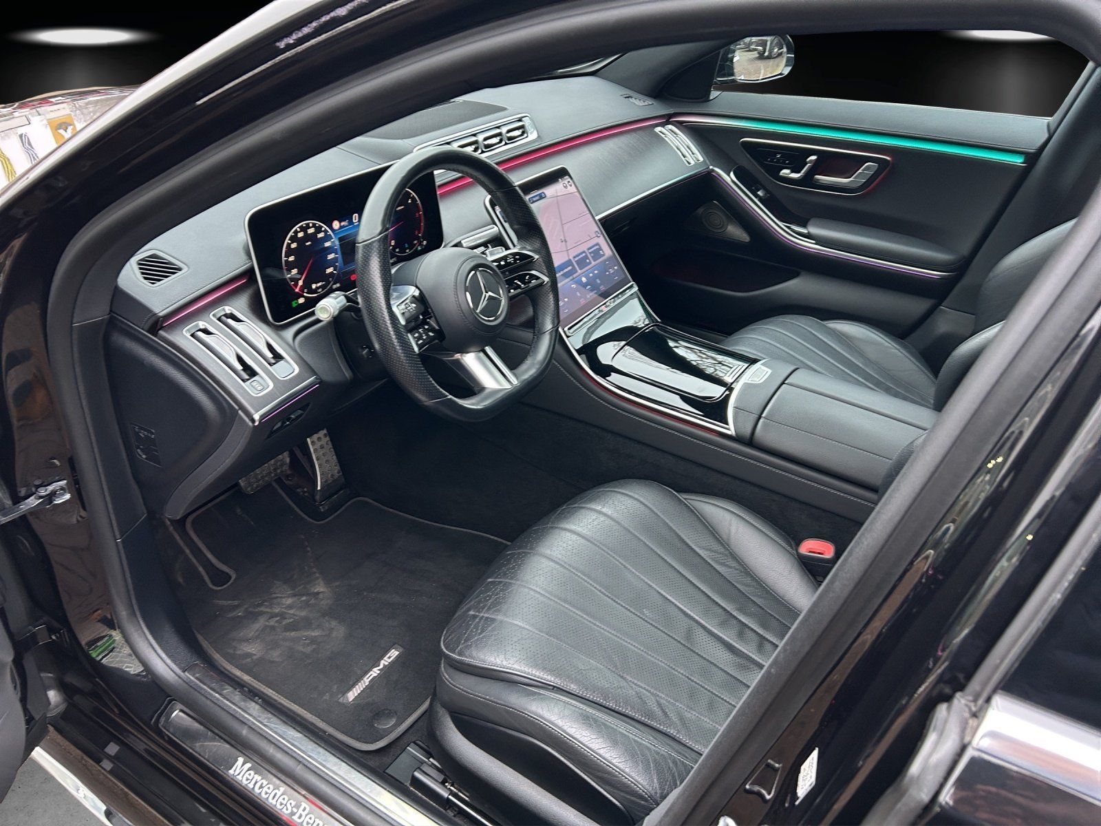 Fahrzeugabbildung Mercedes-Benz S350d AMG Pano DISTRO 4xMemo AIRMATIC Burme 360°