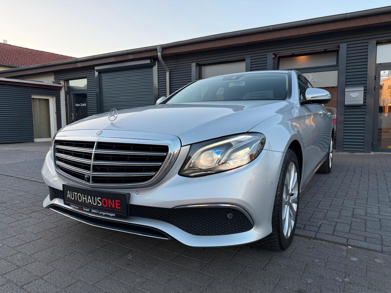 Mercedes-Benz E 220d EXCLUSIVE LIMO. WIDESCREEN/SCHIEBEDACH