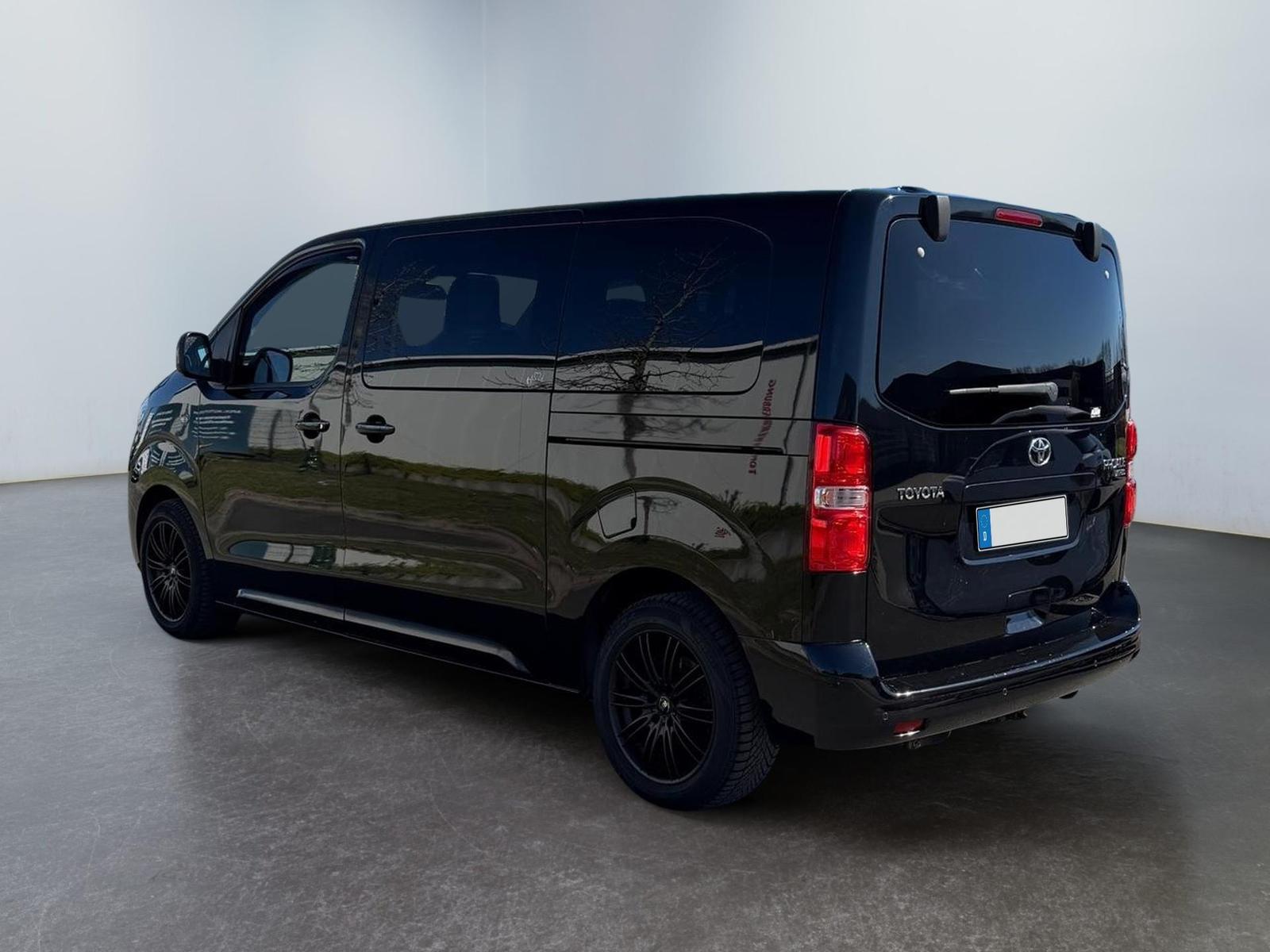Toyota Proace Verso 2.0 D-4D L1 Team D AHK beide. Tü...