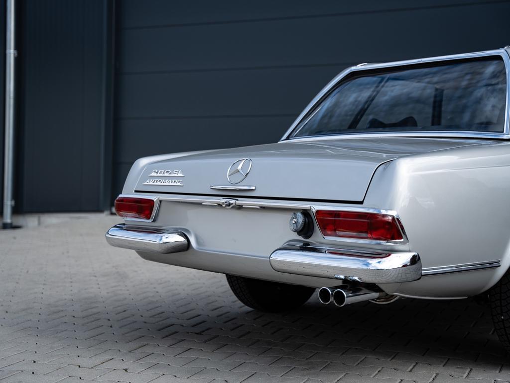 Mercedes-Benz SL 280