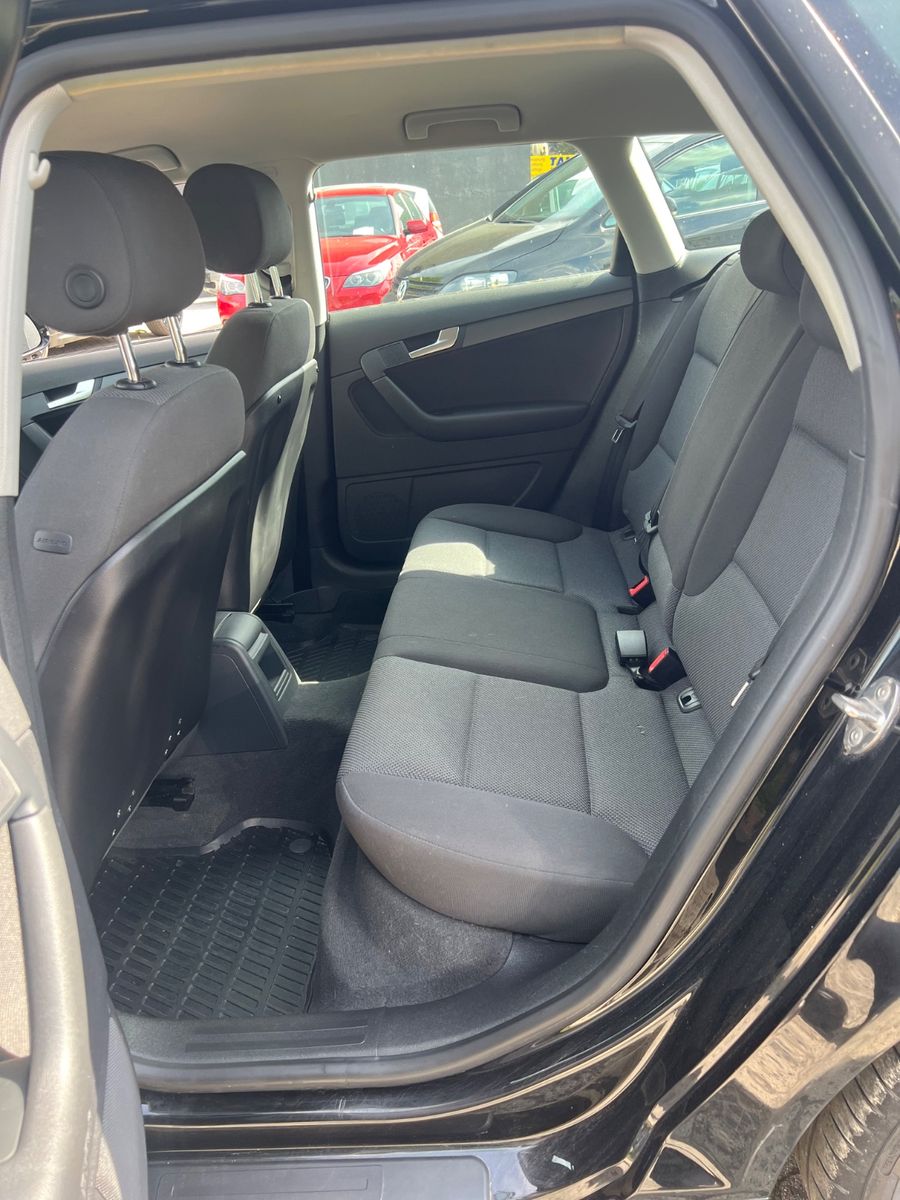 Fahrzeugabbildung Audi A3 Sportback 1.6 Attraction