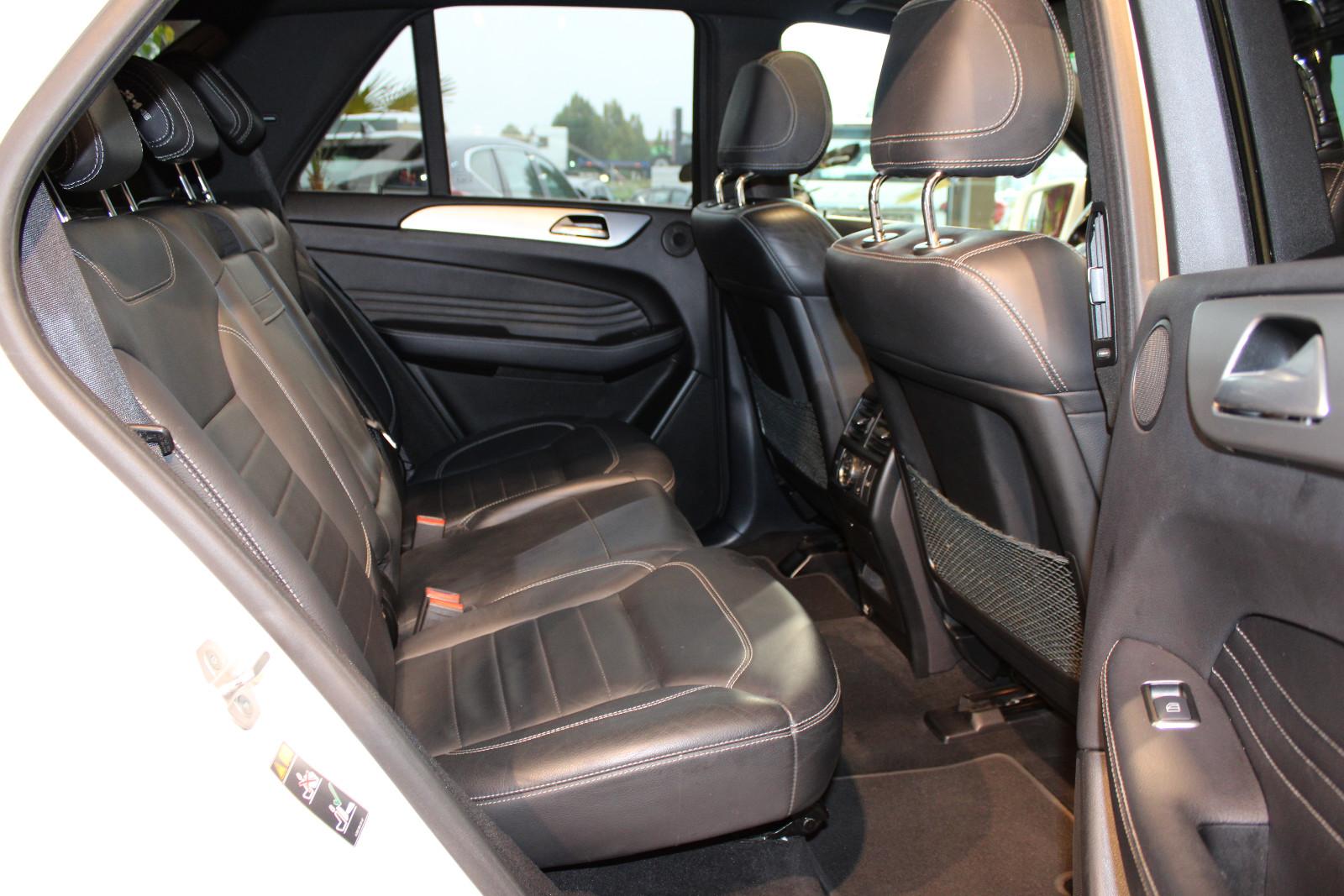 Mercedes-Benz ML 350 CDI AMG Line 4Matic AHK Navi PDC