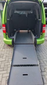Volkswagen Verkaufe Caddy Maxi mit Behindertenumbau - V mit gebraucht