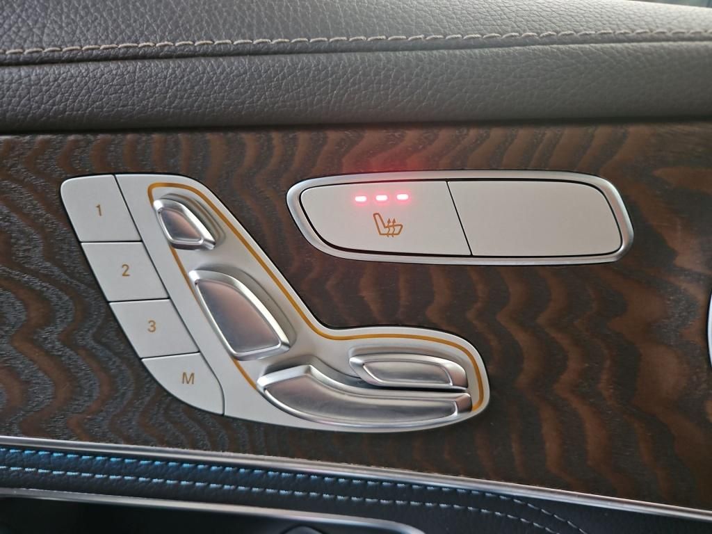 Fahrzeugabbildung Mercedes-Benz AMG GLC 43 4M Coupé ACC SDHZ Totwi. Airmatic SBD