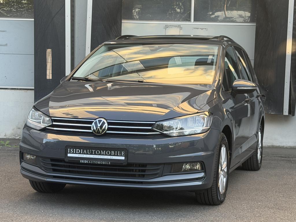 Volkswagen Touran Comfortline 7Sitzer Standheizung Massage 2022