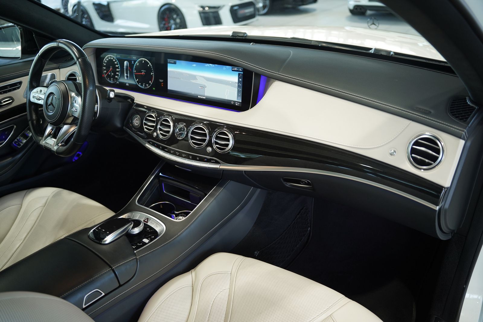 Mercedes Benz S 400