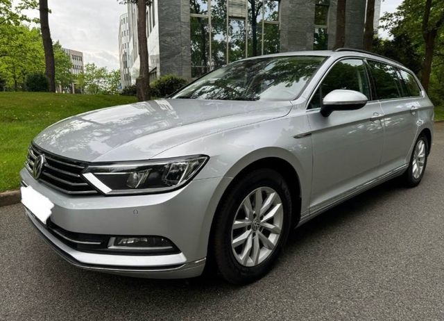 VW Passat 2.0 TDI SCR 140kW DSG 4M Highl. Varia...