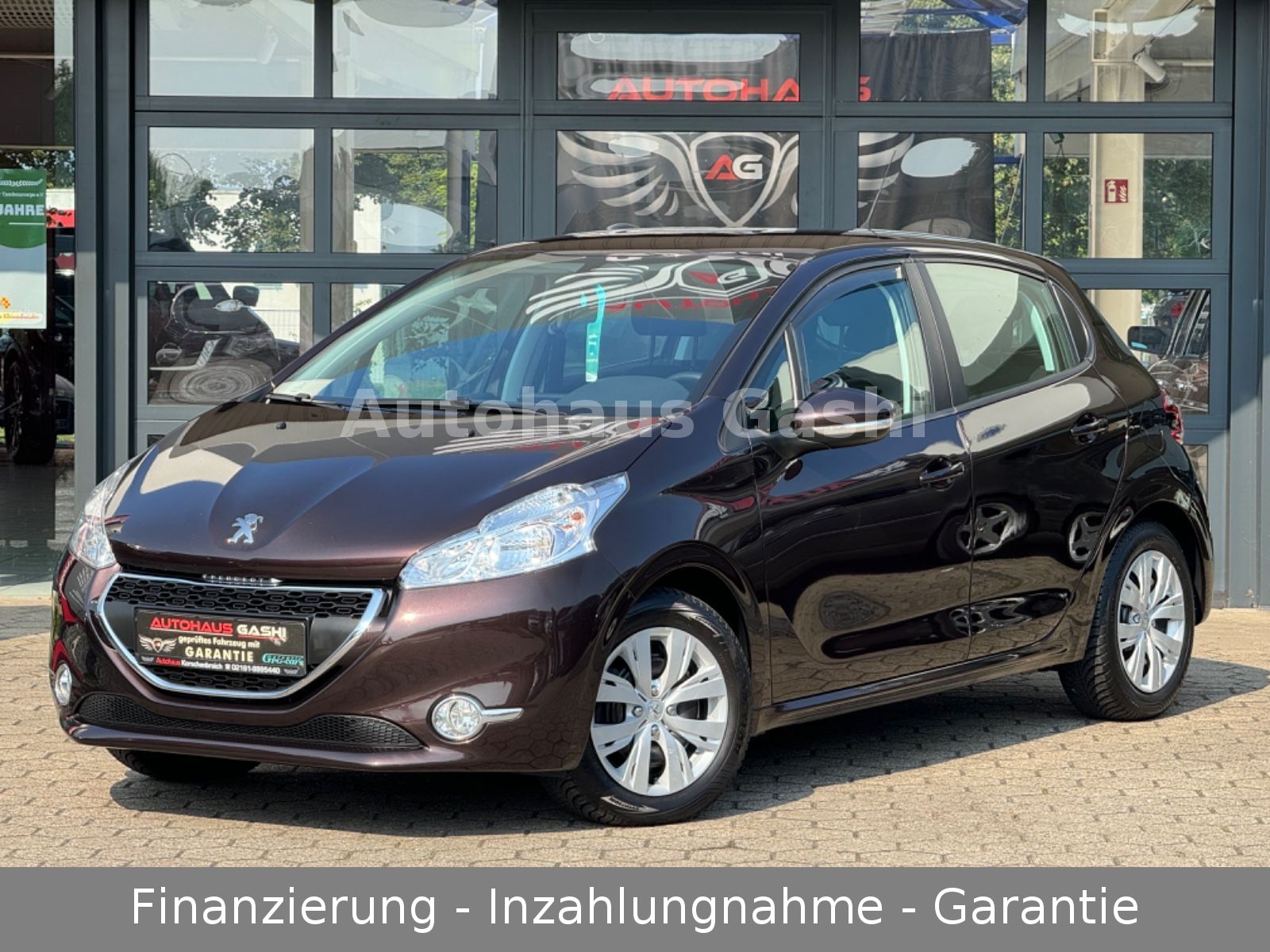 Fahrzeugabbildung Peugeot 208* 2.HD*Klima*Tempomat*PDC*Allwetter-Reifen