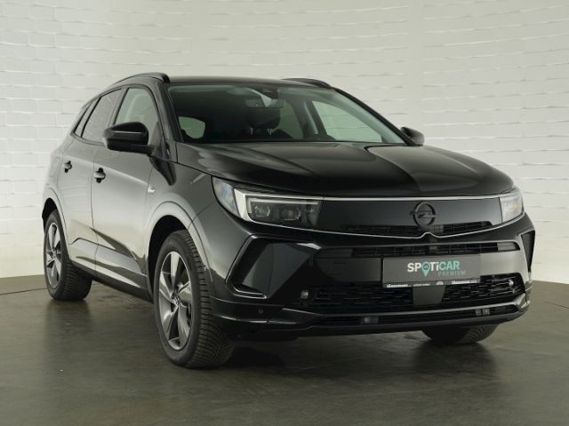 Grandland GSe PHEV 4X4 AT+LED+RÜCKFAHRKAMERA+NAV