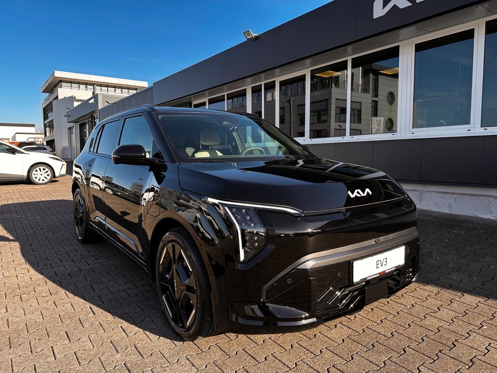 Fahrzeugabbildung Kia EV3 81,4 GT-Line  DWP COM