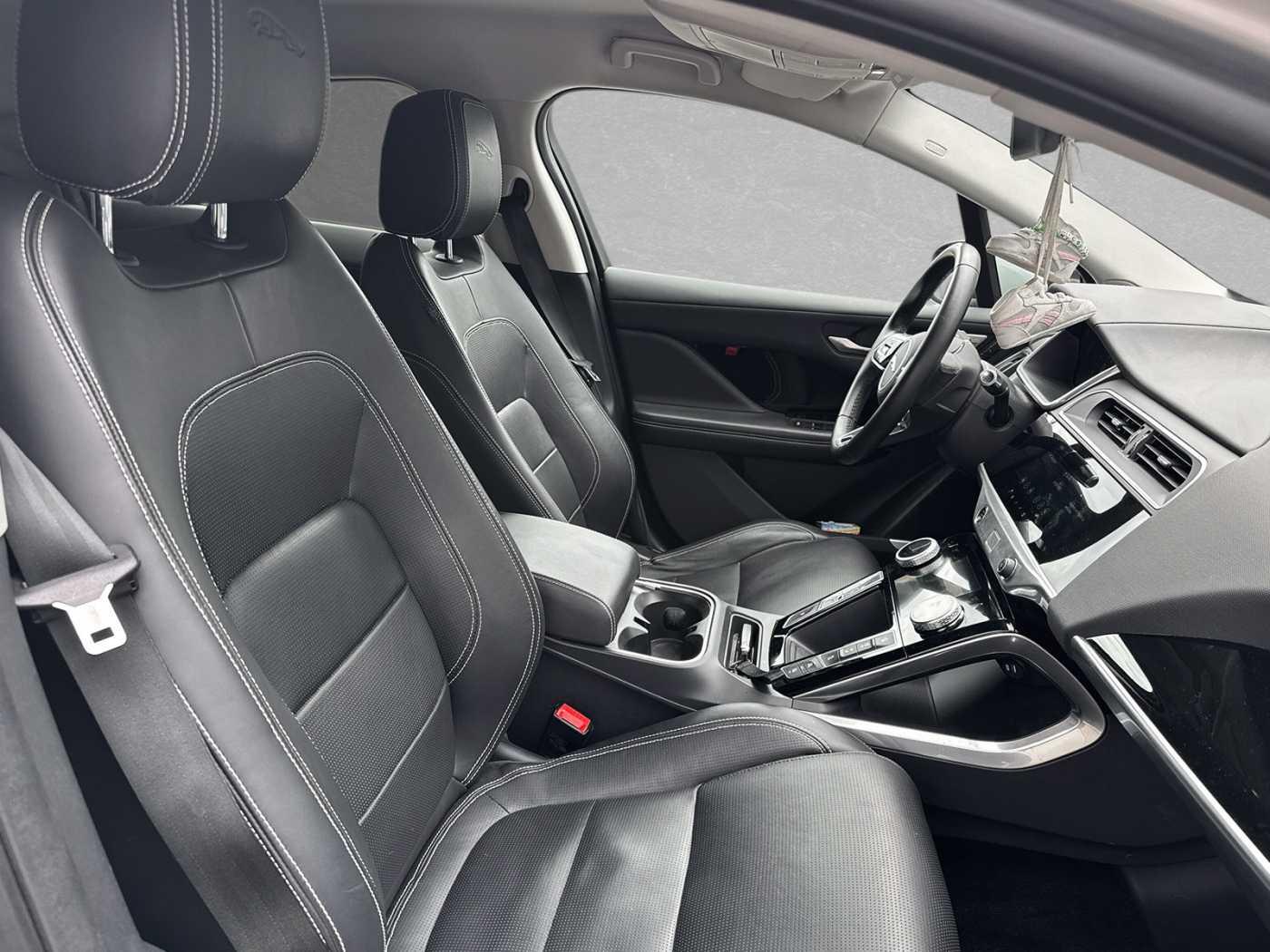 Jaguar I-Pace EV400 AWD HSE