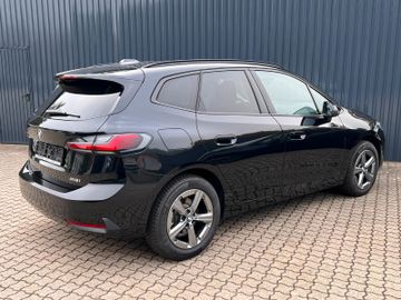 BMW 218 - 10