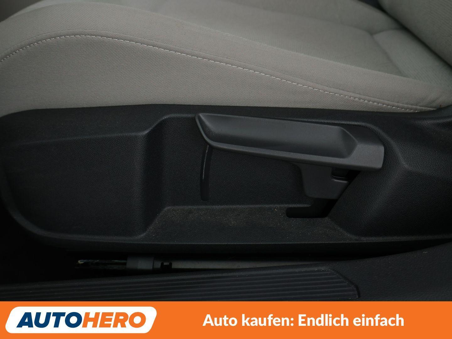 Volkswagen Golf VIII 1.0 eTSI Life Aut.*LED*NAVI*ACC*PDC*, миниатюра 26