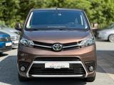 Toyota Proace Verso L1 Team Deutschland NAVI*HUD*AHK - Toyota Proace (Verso) mit Diesel-Antrieb: Automatik