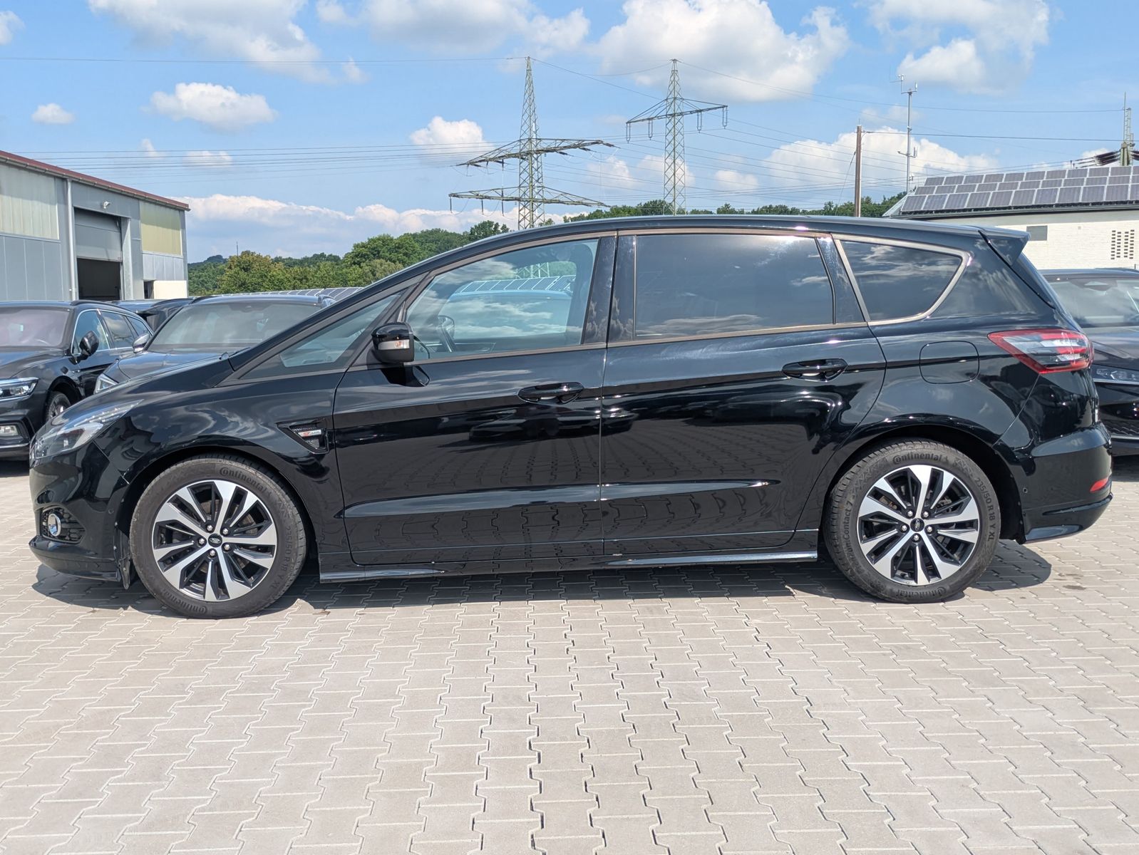 Fahrzeugabbildung Ford S-MAX 2.0 EcoBlue ST-Line PANO/KAM/AHK/LED 7-Si
