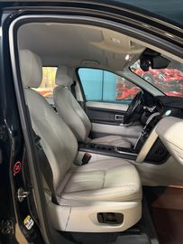 Land-Rover Discovery Sport - 9