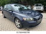 Volvo S40 Lim. 2.4i Kinetic+ALUS+KLIMMAUT+MFL+ - gebrauchte Volvo S40 aus dem Jahr 2004