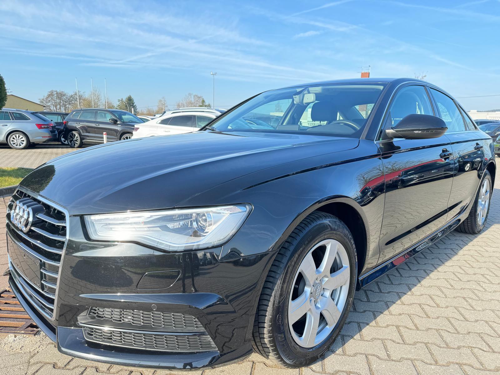 Audi A6 2.0 ultra Sport Navi Standheizung PDC Xenon