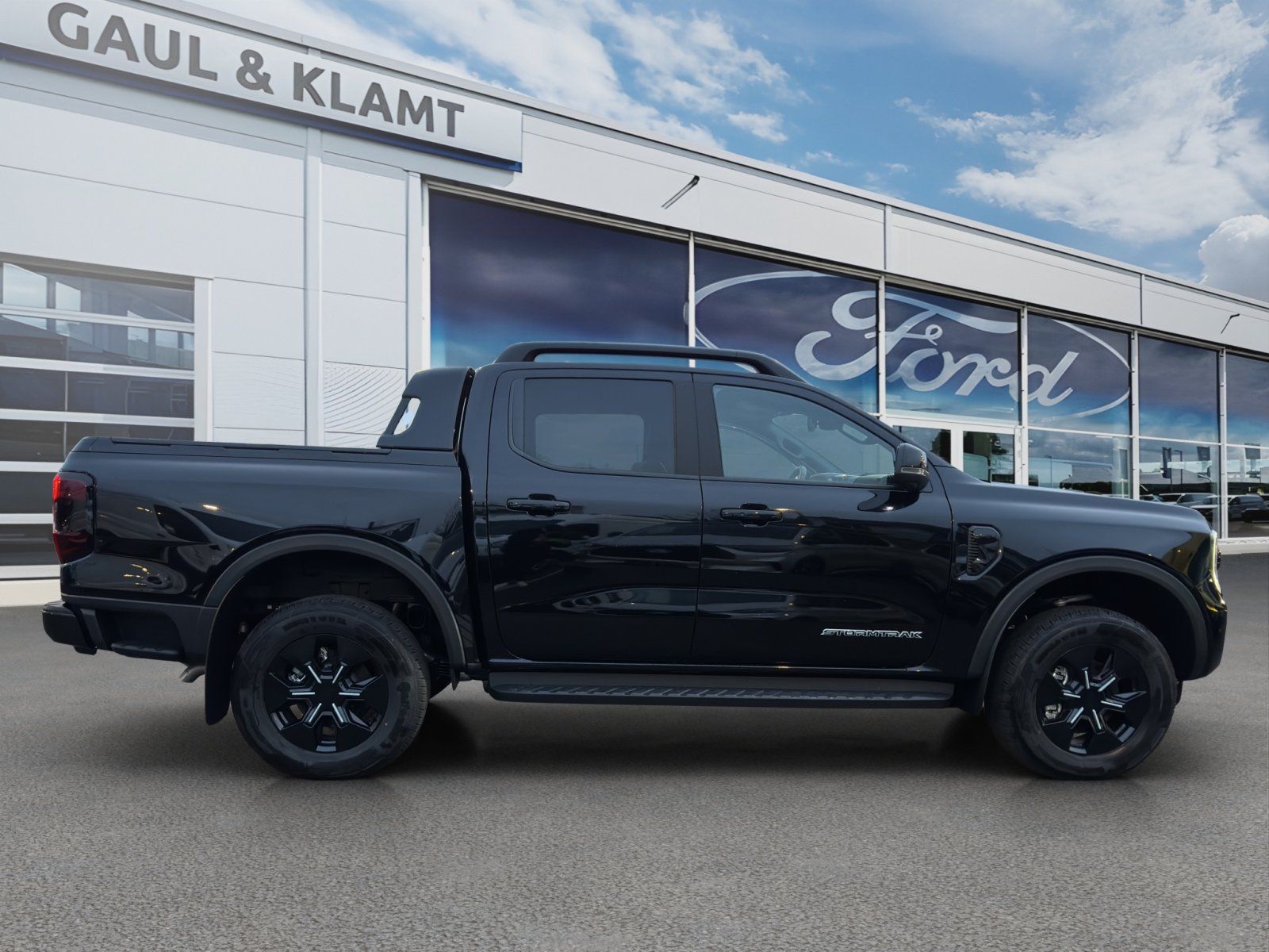 Fahrzeugabbildung Ford Ranger Plug-in-Hybrid Stormtrak e-4WD Doppelkab