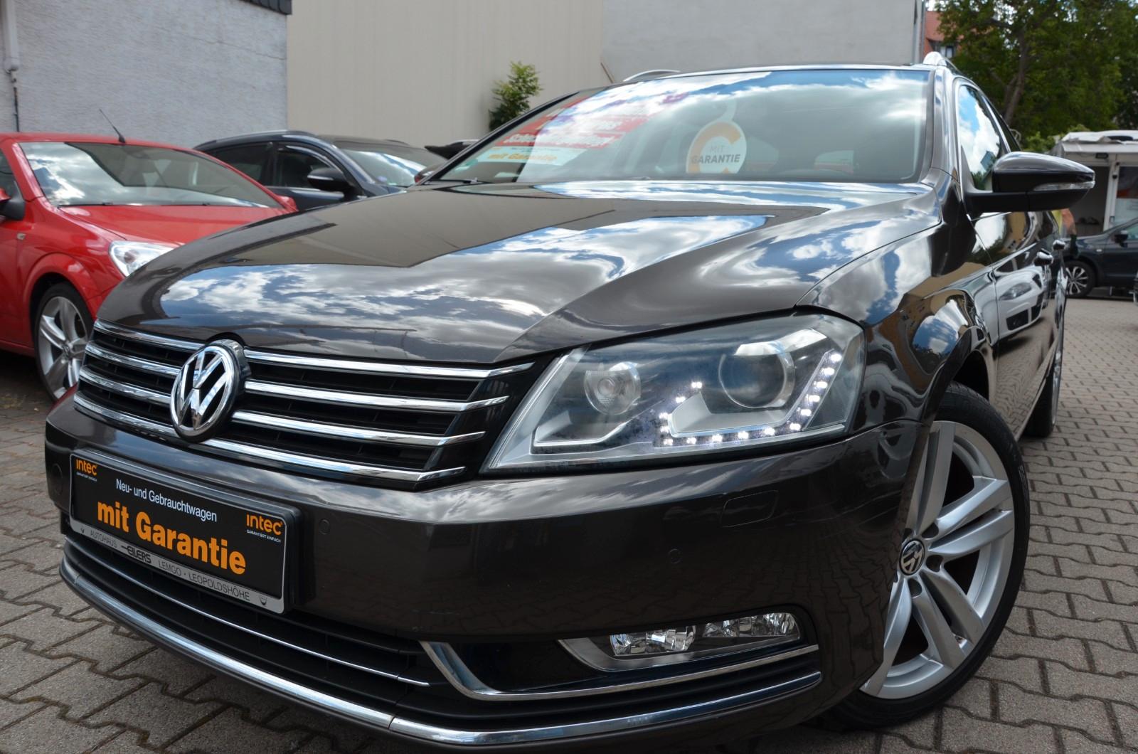 Volkswagen Variant Highline BlueTDI AHK PANO LEDER 1.Hand