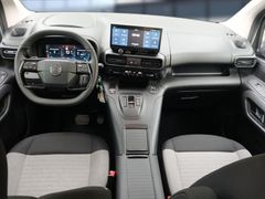 Berlingo M Diesel 130 Automatik MAX Berlingo M Diesel 130 Automatik MAX