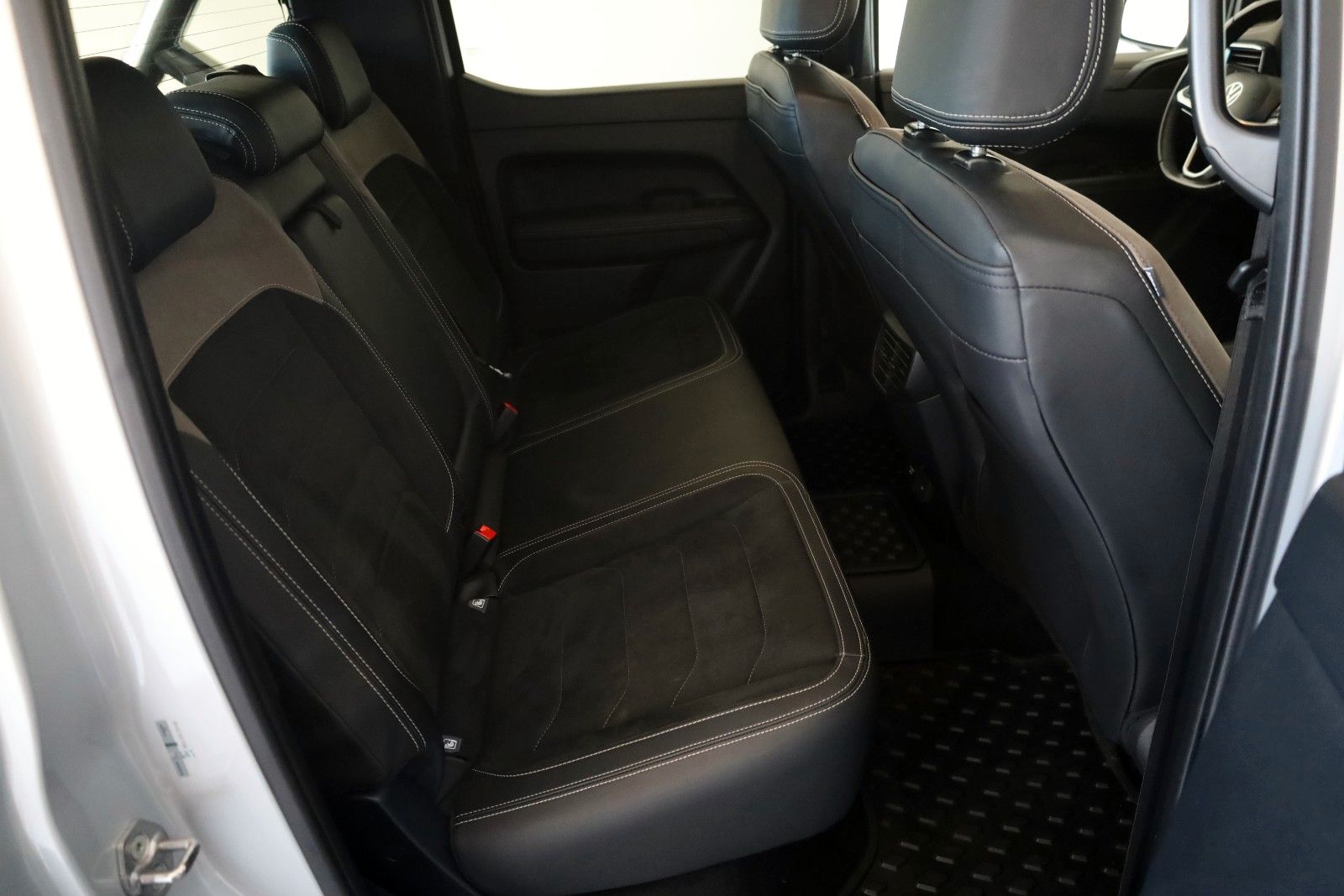 Fahrzeugabbildung Volkswagen Amarok 3.0 TDI Style 4M,Leder,Navi,Standhzg.,AHK