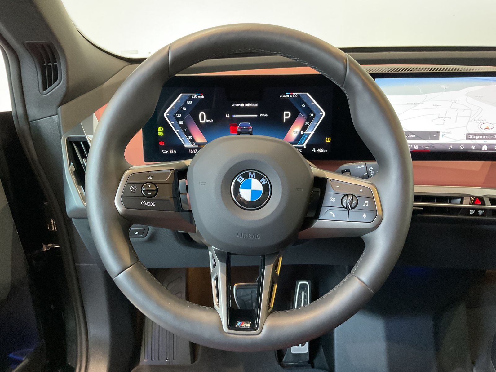Fahrzeugeinzelansicht 8 Fahrzeugabbildung BMW iX xDrive45 |Luftfederung |M Sportpaket Pro |Bow