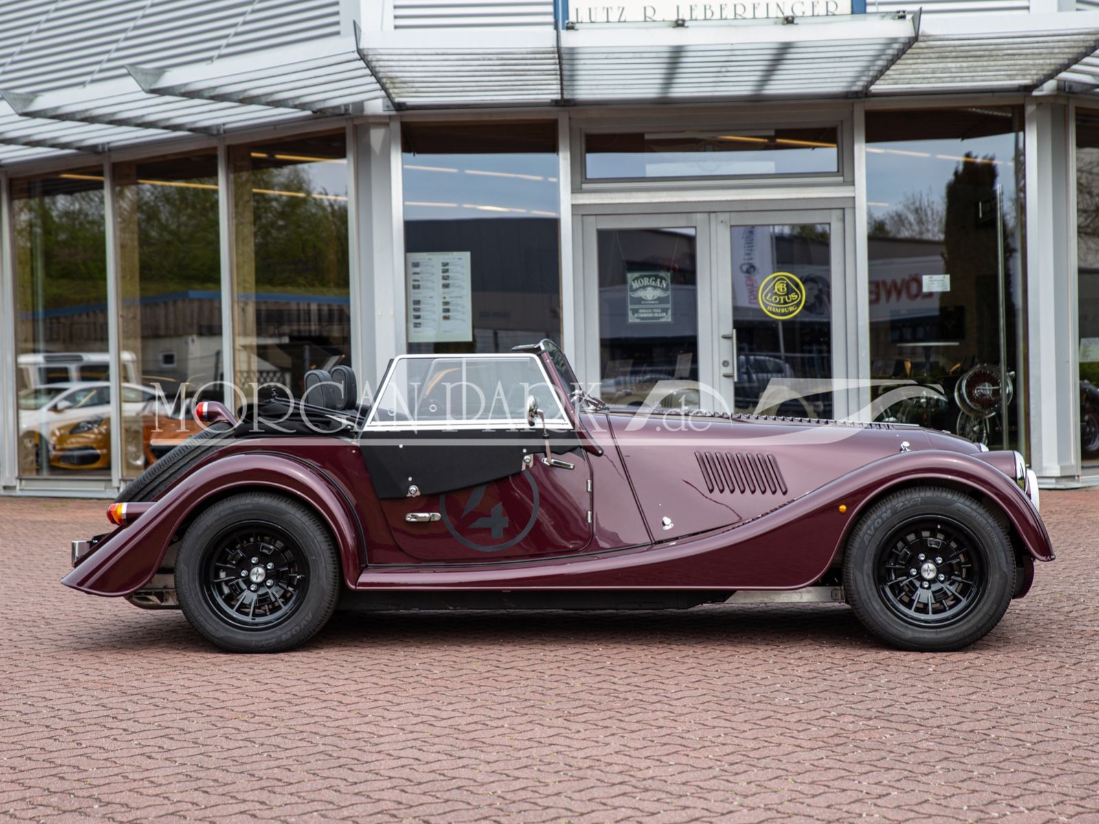 Fahrzeugabbildung Morgan Plus Four MY23 Neuwagen