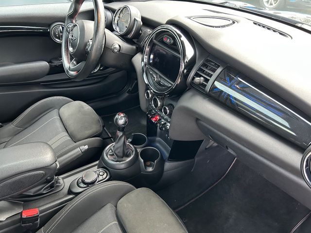 Fahrzeugabbildung MINI Cooper S John Cooper Works+Navi+18 Zoll+Panorama