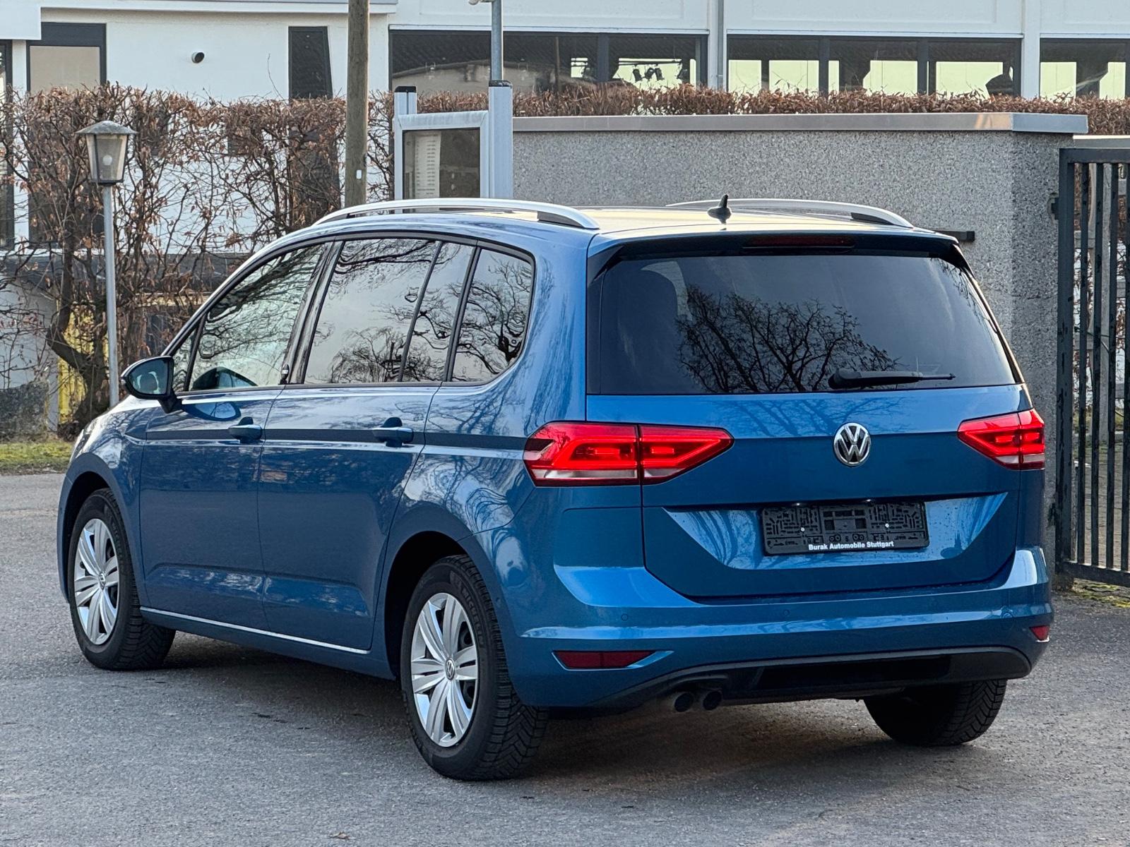 Volkswagen Touran Sound BMT/Start-Stopp 7-Sitzer