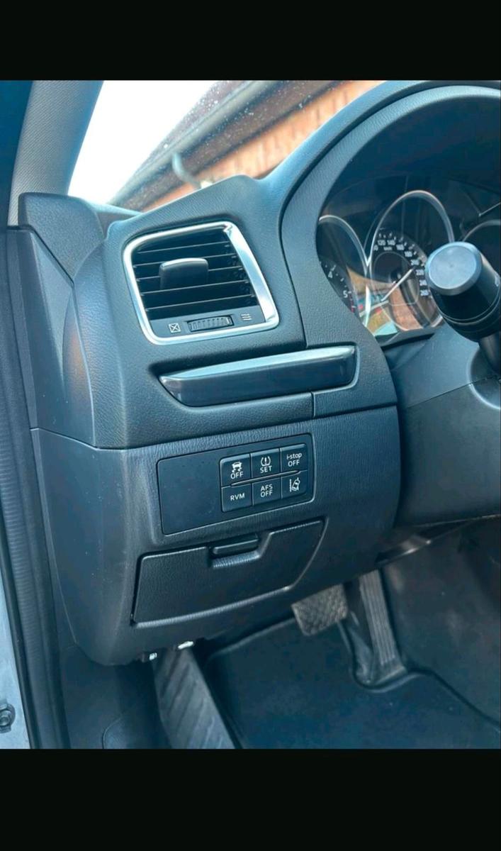 Mazda 2 2014 — photo 13
