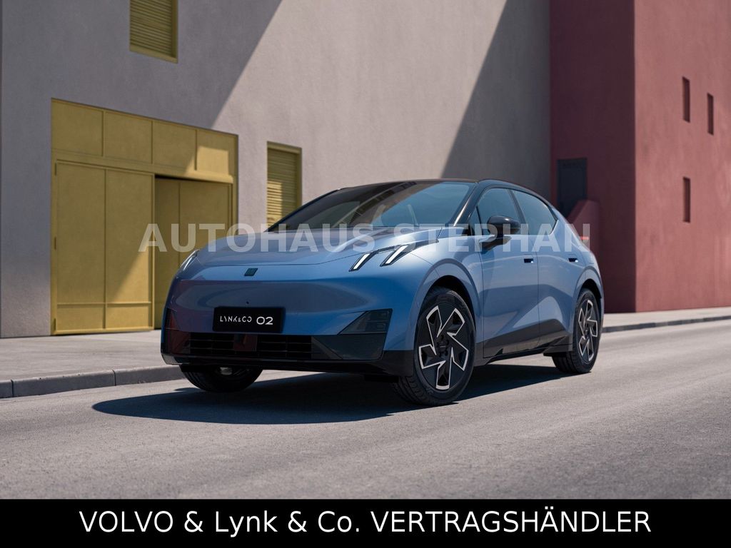 Lynk&Co 02