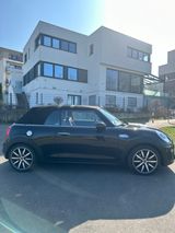 MINI Cabrio Cooper S +220 PS - Vollausstattung  - MINI in Frankfurt (Main)