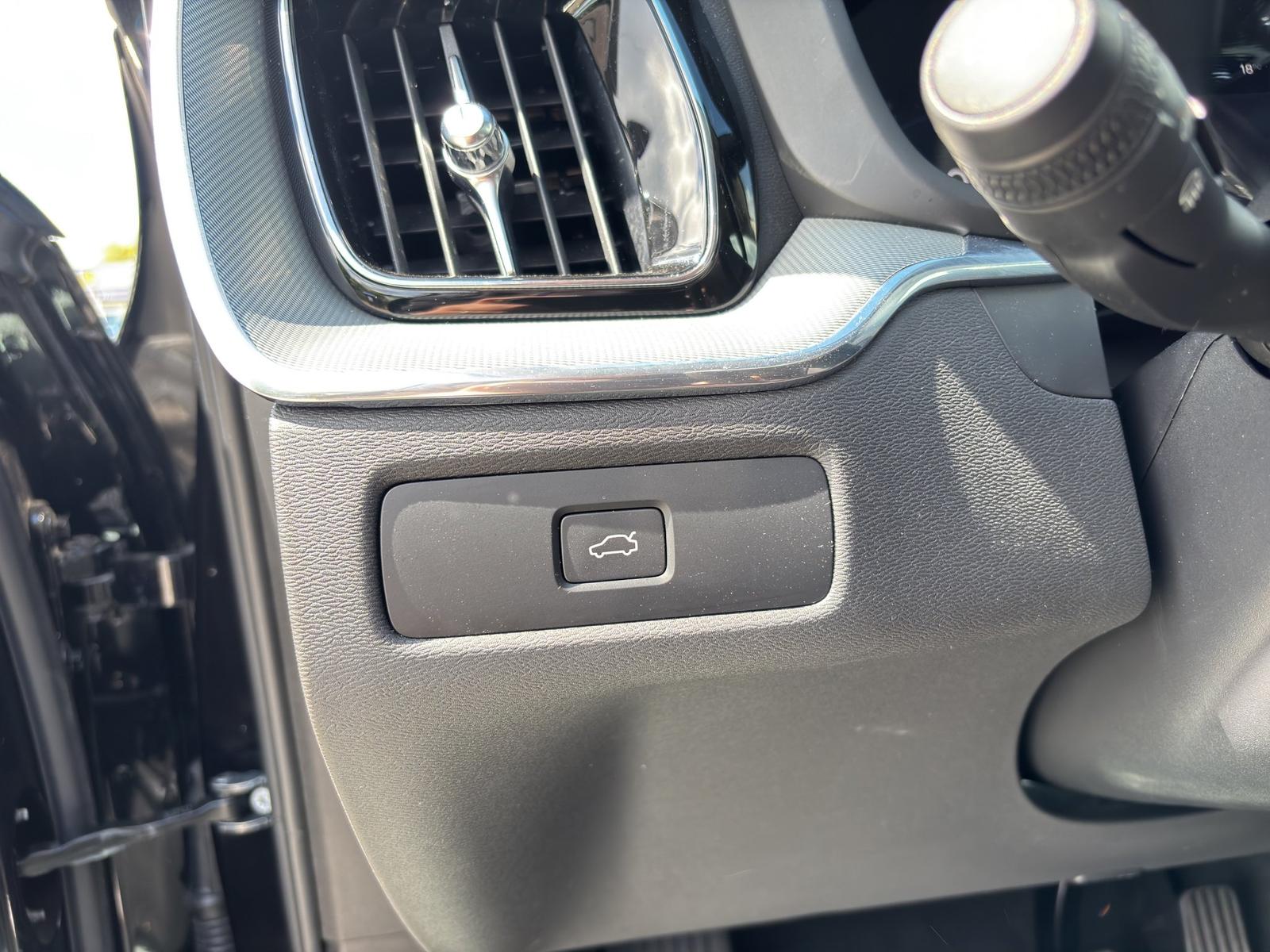 Volvo XC 60 Core