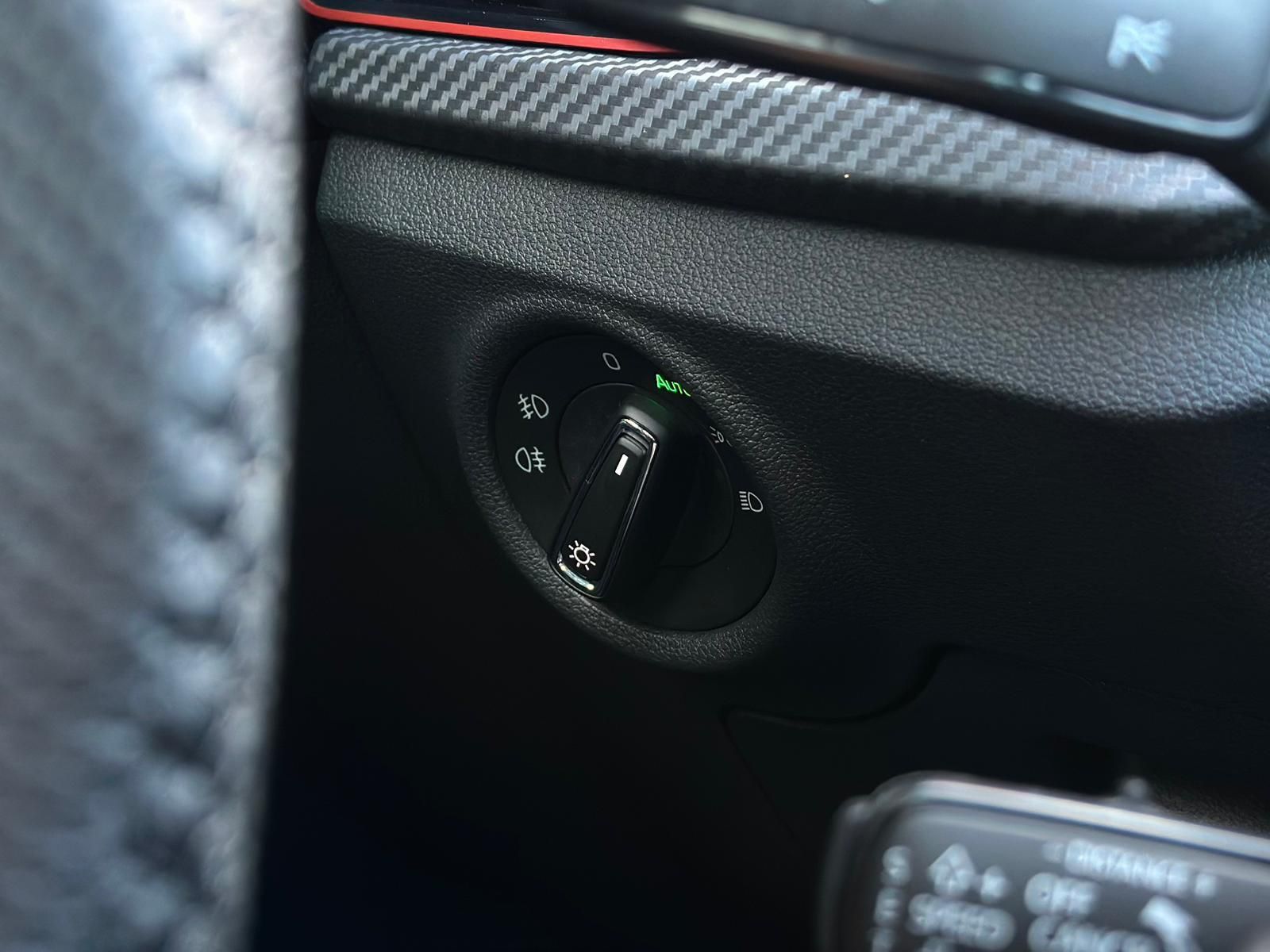 SKODA Kamiq 1.5TSI MONTE CARLO* LED#SHZ#LH#FH#KEYL#AHK - Image 19