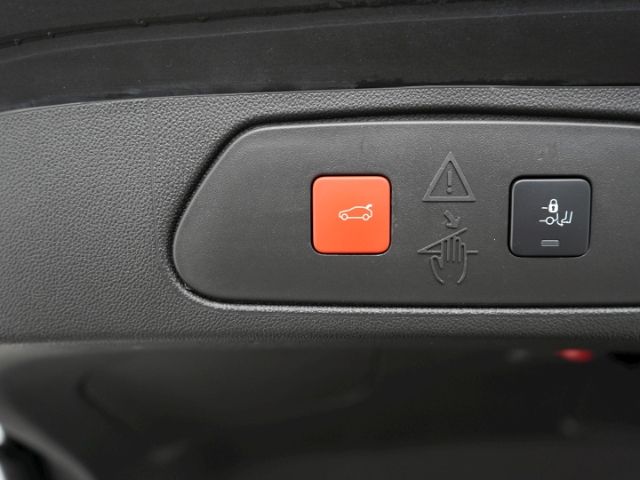 Grandland GS AT+LED+NAVI+360 GRAD KAMERA+SITZ-/L