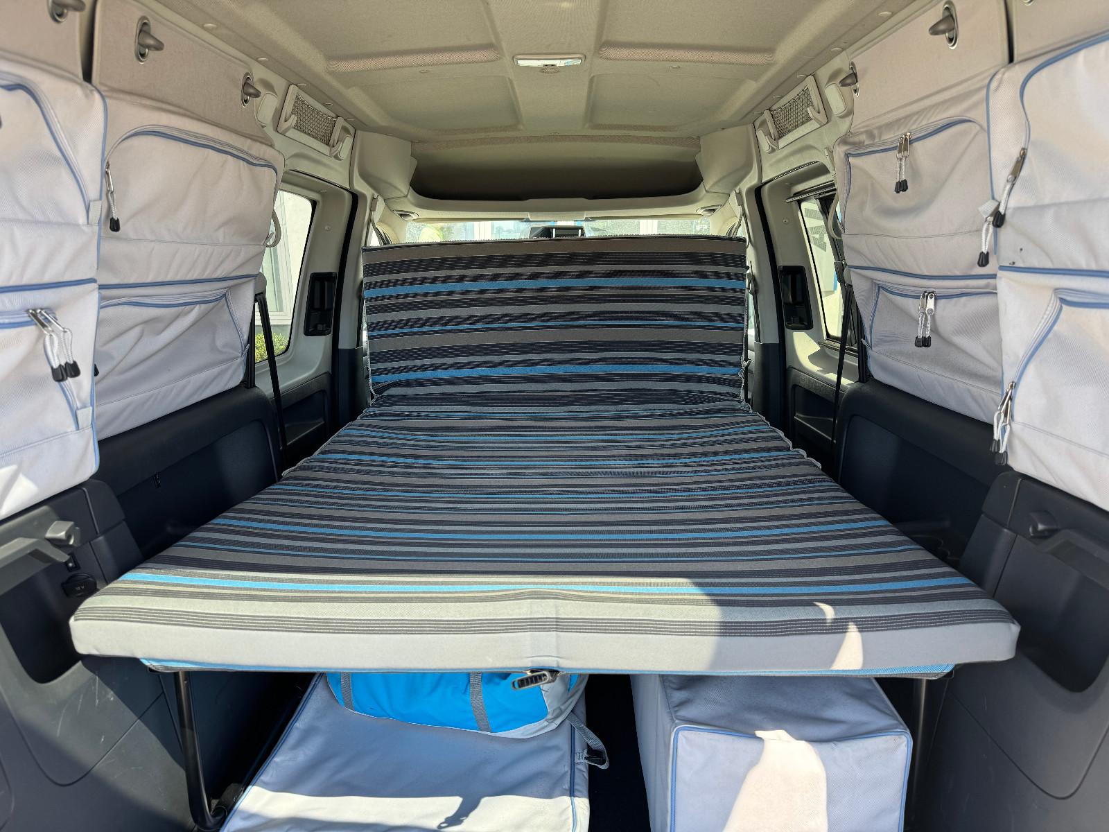 Volkswagen CADDY MAXI TRAMPER++1.HD+5-SITZE+SCHLAFBANK++