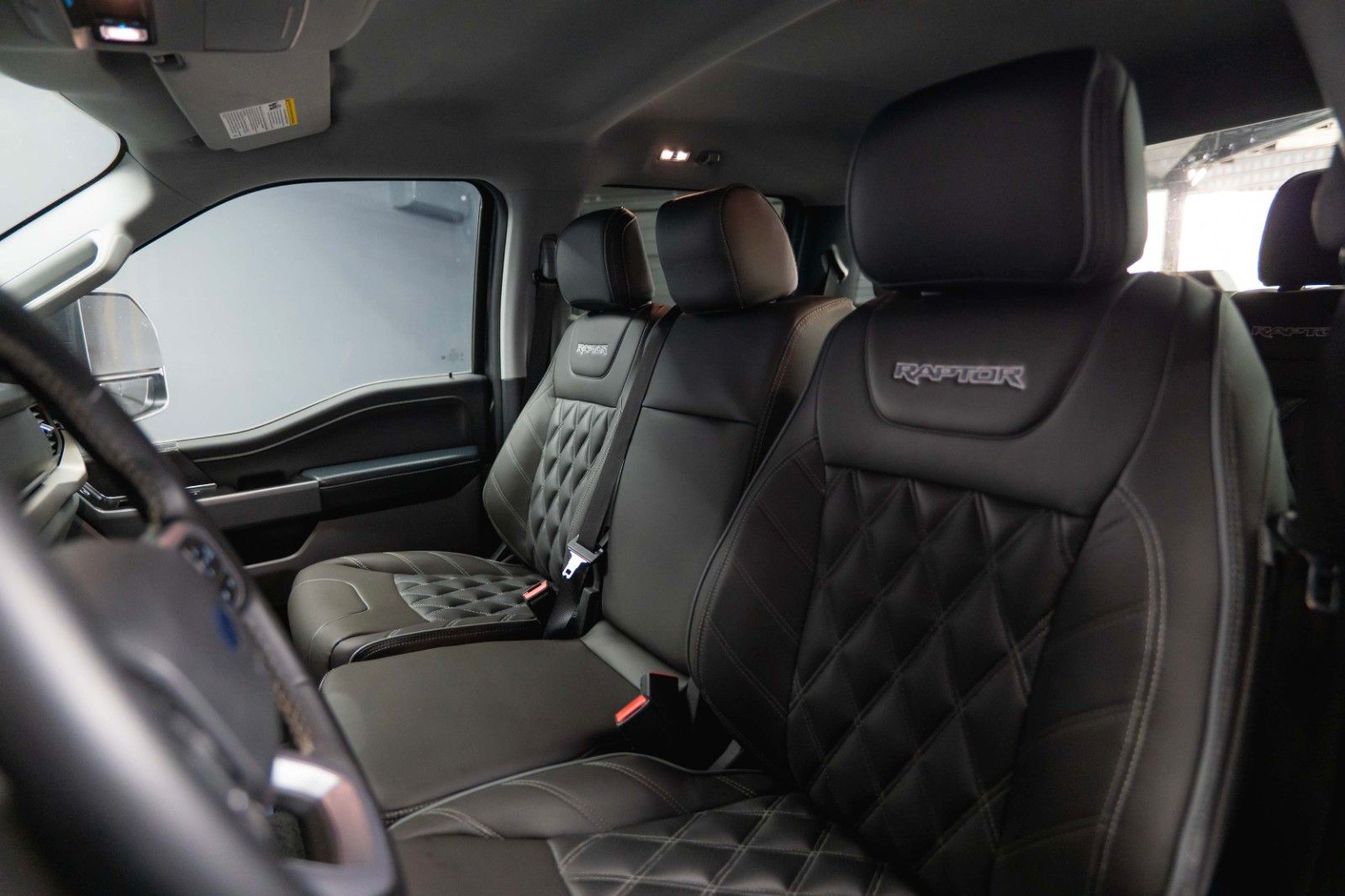 Fahrzeugabbildung Ford F150 5.0L V8 4x4 SuperCrew Longbed RAPTOR 19%